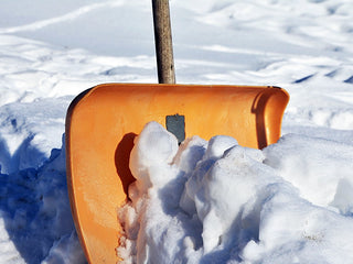 Make Snow Slide Off A Snow Shovel with Silicone Oil